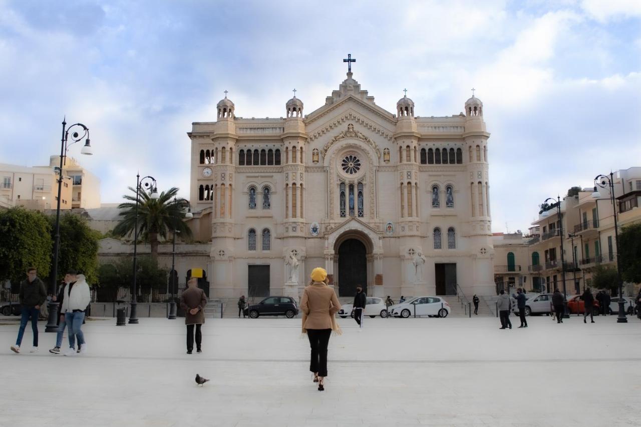 Xenia Luxury Rooms Reggio di Calabria Luaran gambar